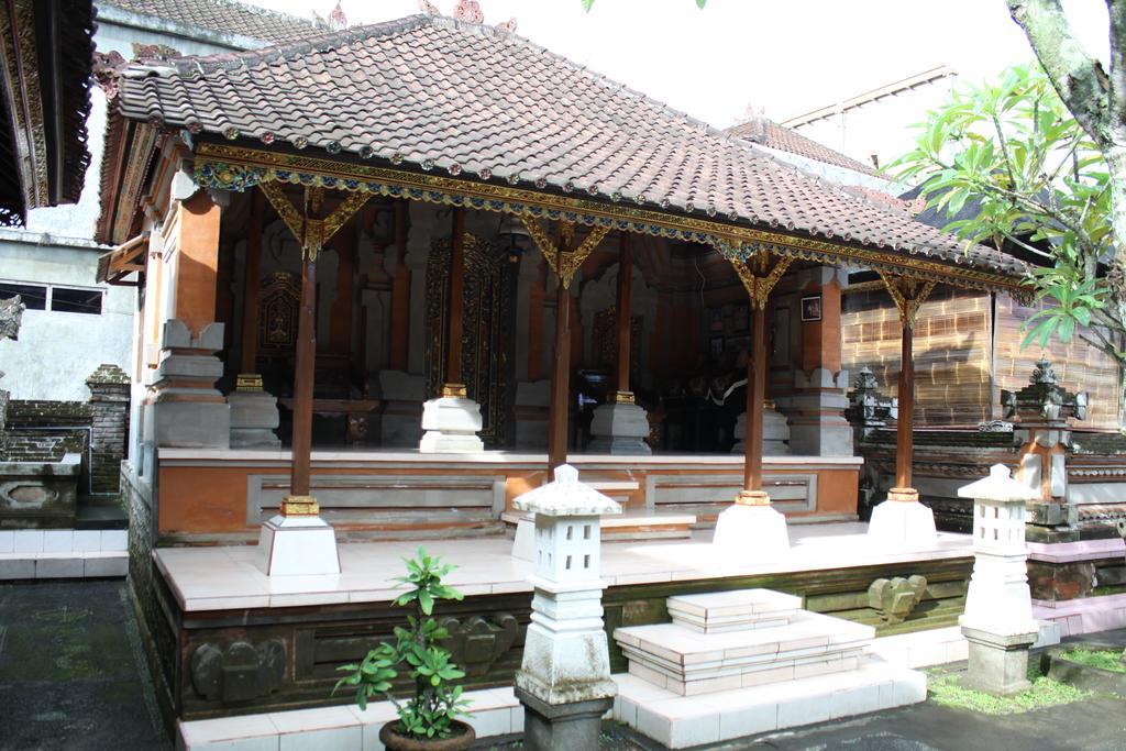 Careen Guest House Ubud  Exterior photo