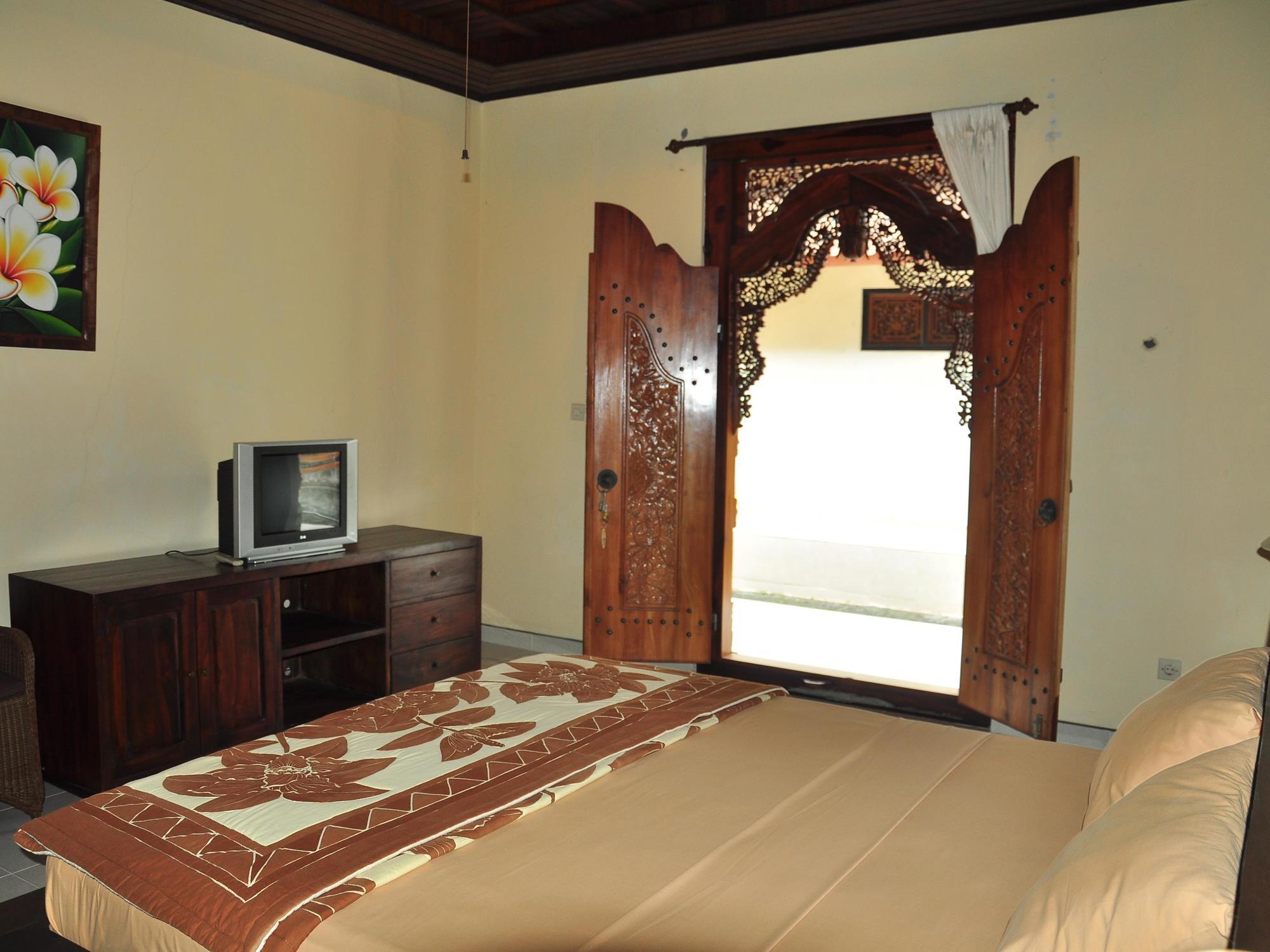 Careen Guest House Ubud  Exterior photo